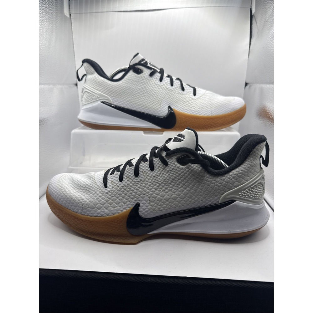Nike Kobe Mamba Focus White/Black Gum Men US 11 Basketball Shoes MINT Excellent